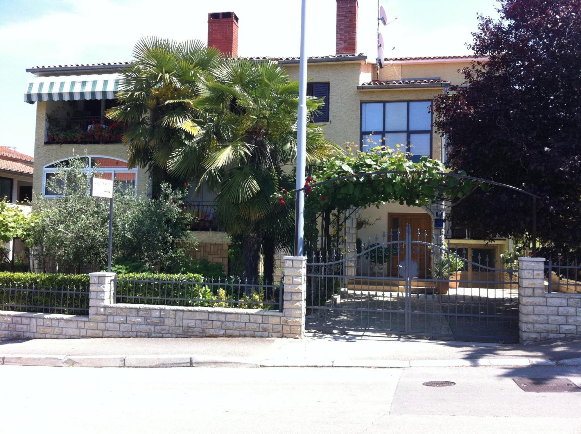 Apartments Boris Пореч Экстерьер фото